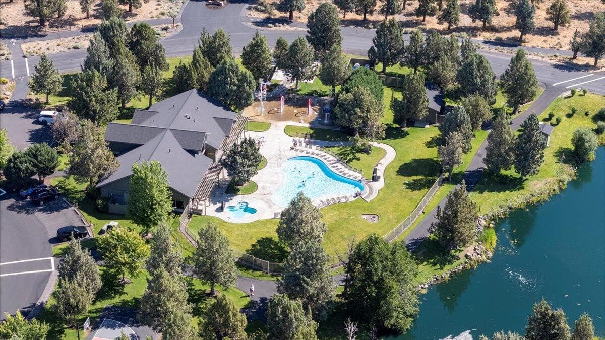Photo of 425 Scenic Ridge Court 63 of 70