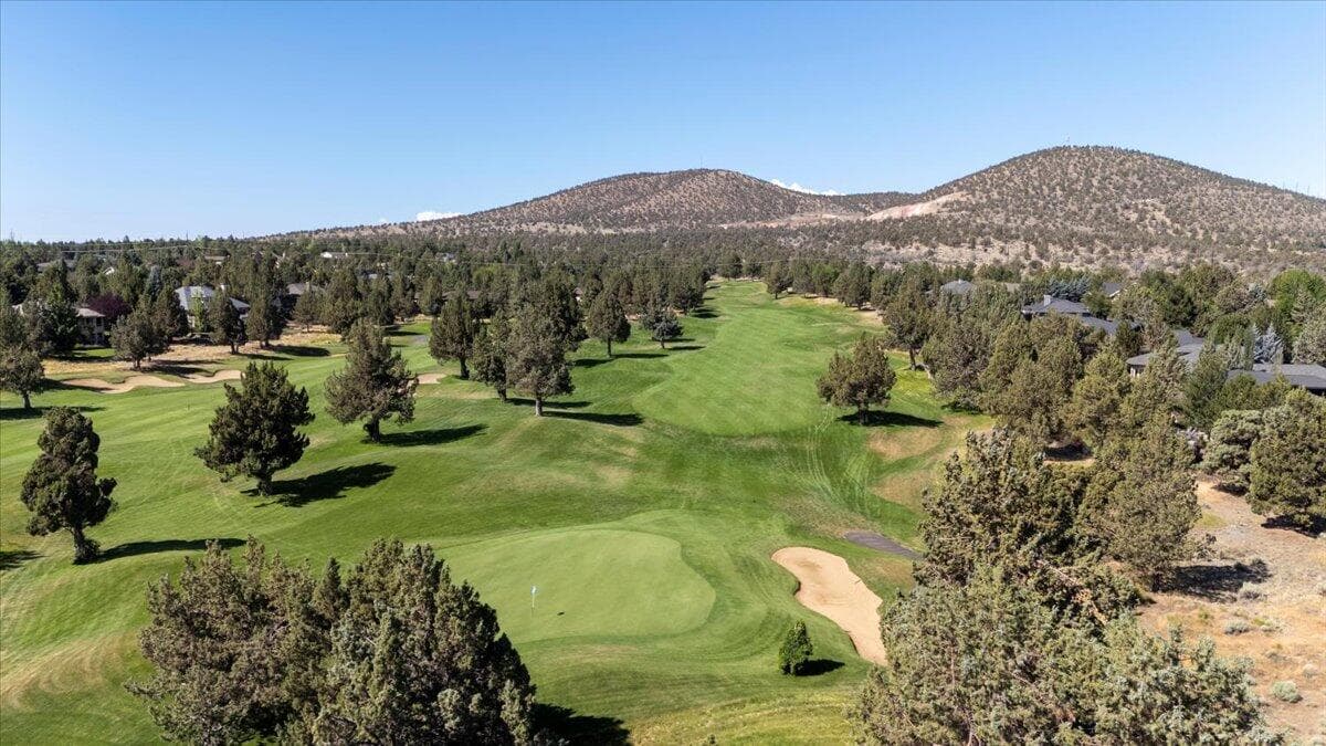 Photo of 425 Scenic Ridge Court 65 of 70