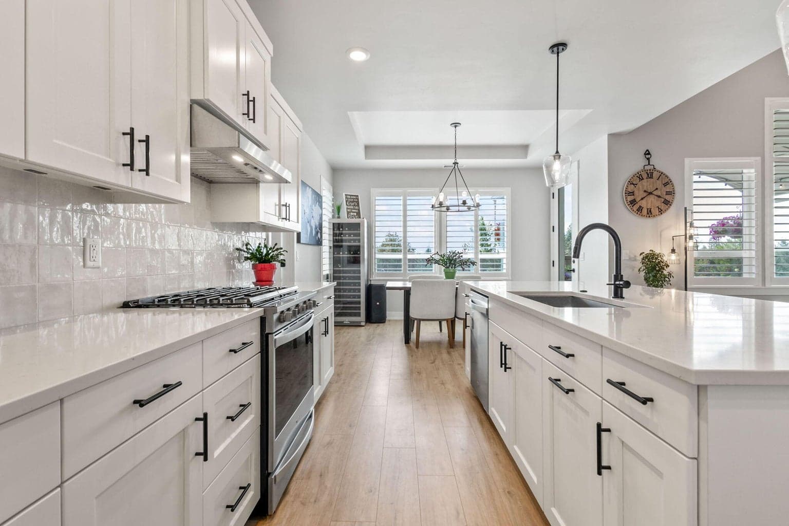 Photo of 3827 NE Oakside Loop 10 of 49