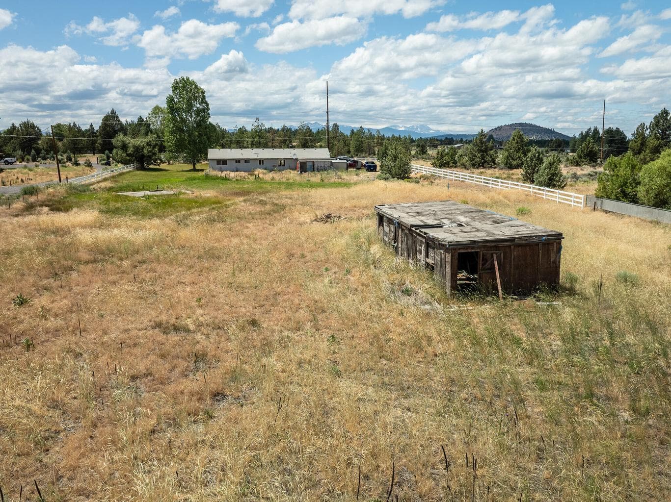 Photo of 61806 Ward Road 13 of 43