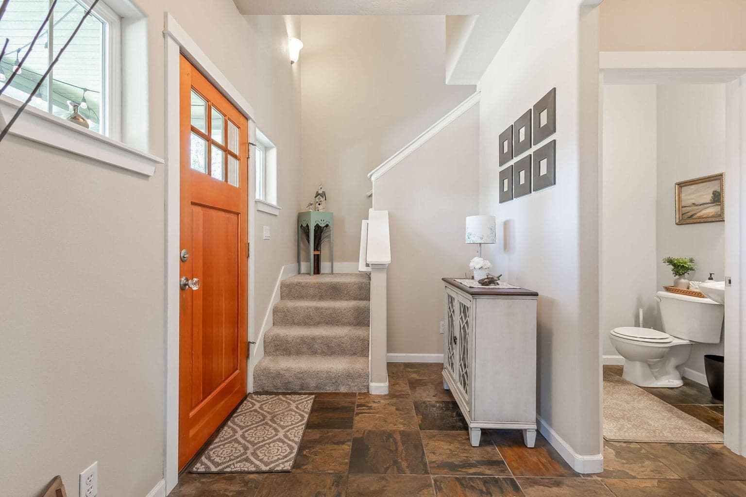 Photo of 1650 Ivy 3 of 34