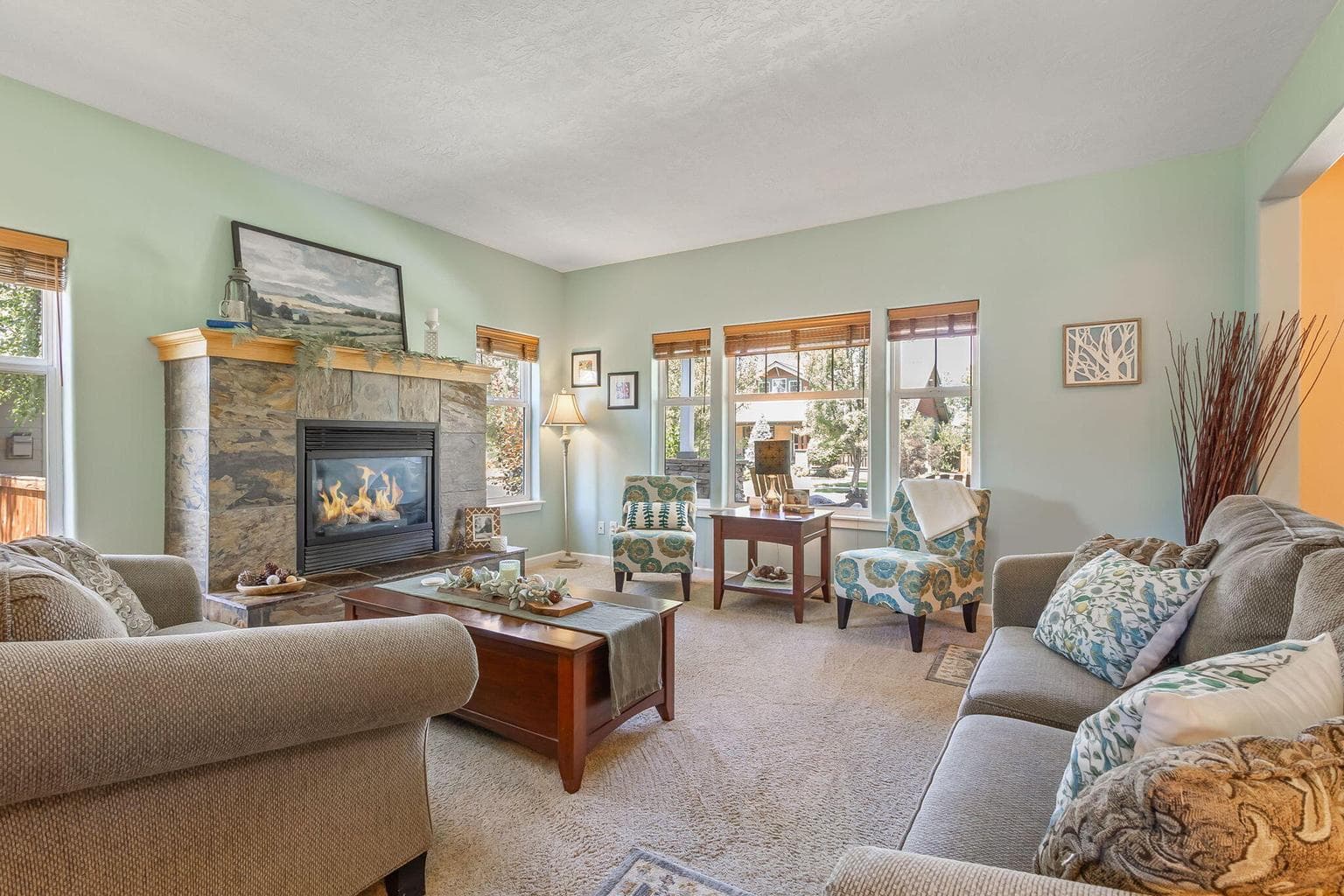 Photo of 1650 NW Ivy Avenue 6 of 34