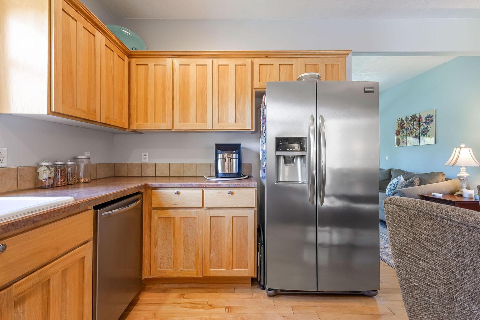 Photo of 1650 NW Ivy Avenue 11 of 34