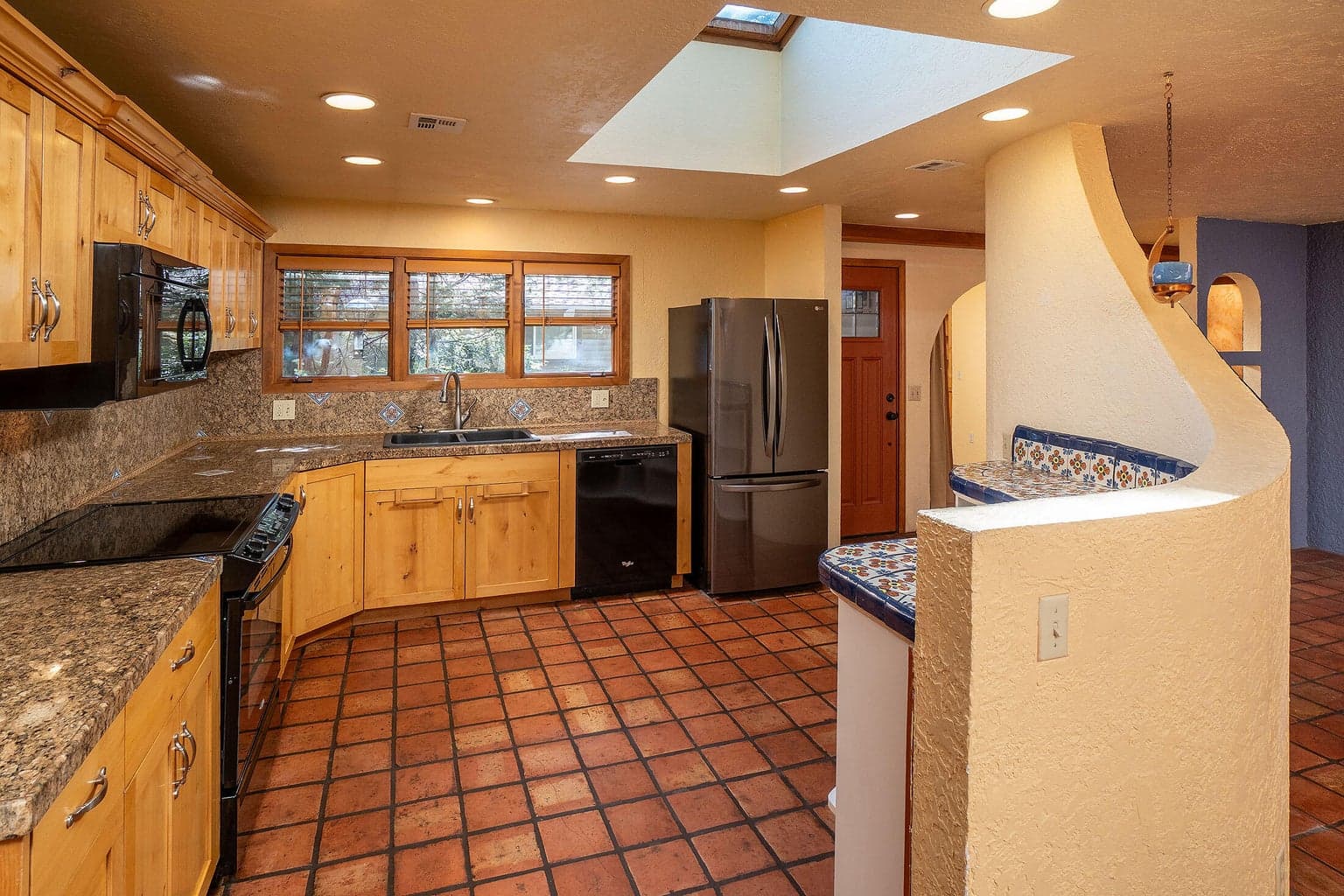 Photo of 20783 Canterbury Court 6 of 24