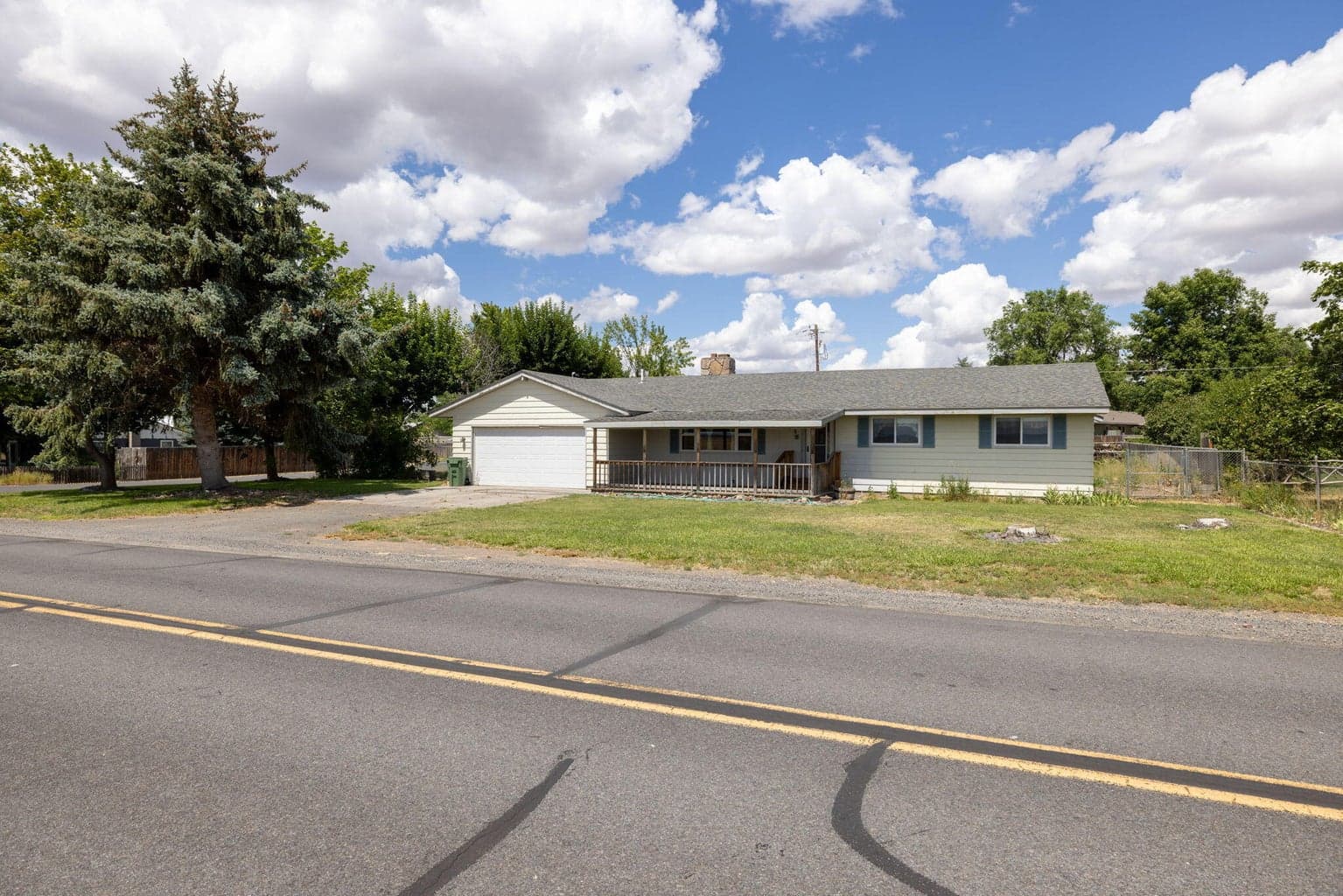Photo of 415 9th 3 of 49