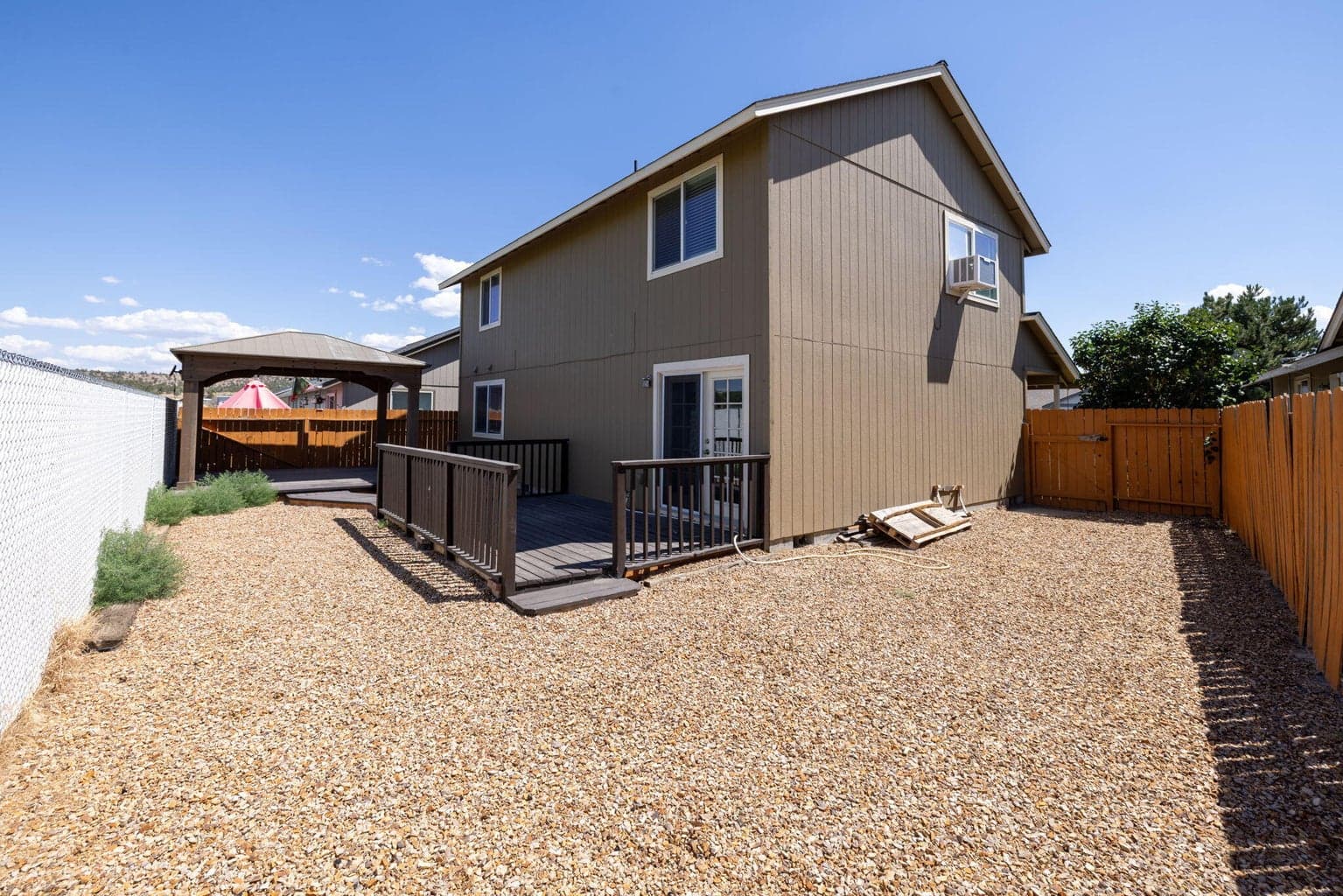 Photo of 516 SE Ponderosa Drive 32 of 38