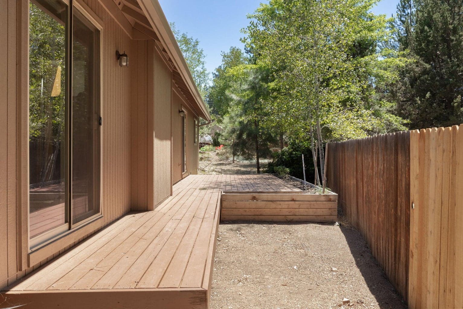 Photo of 61215 Bighorn Court 16 of 19