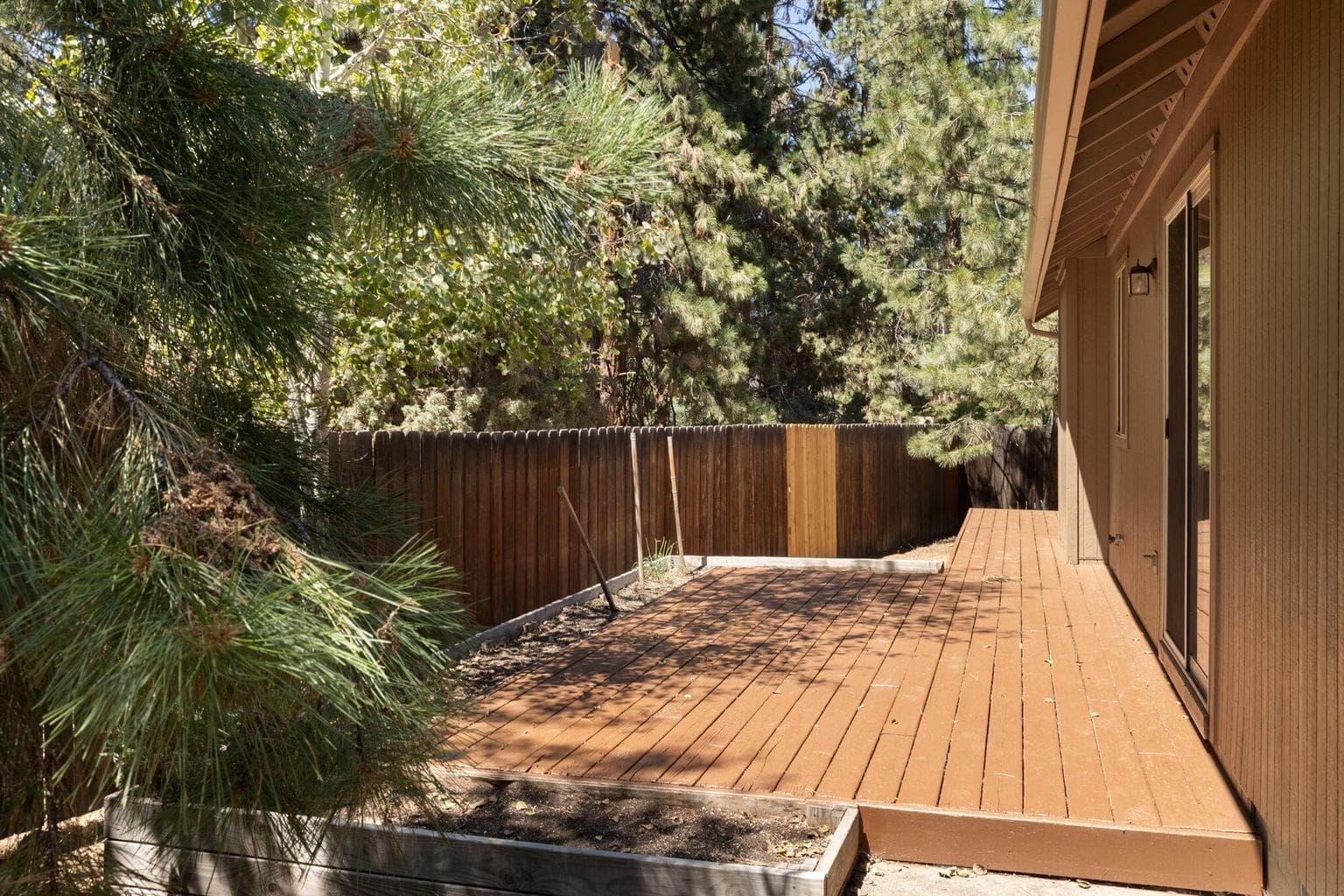 Photo of 61215 Bighorn Court 17 of 19