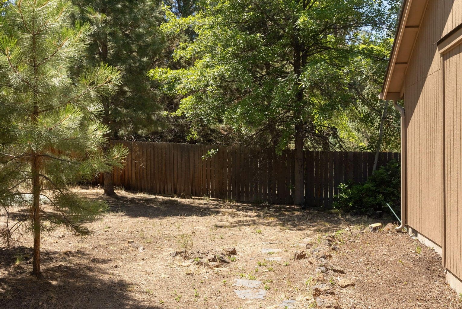 Photo of 61215 Bighorn Court 18 of 19