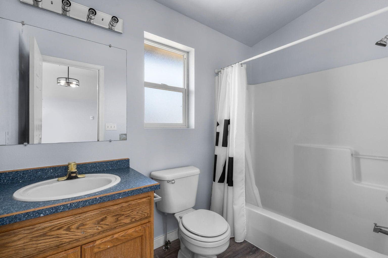 Photo of 2265 NE Cherry Loop 16 of 30
