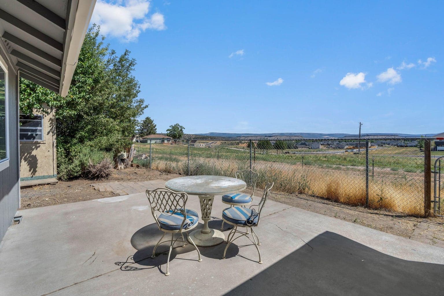 Photo of 2265 NE Cherry Loop 26 of 30