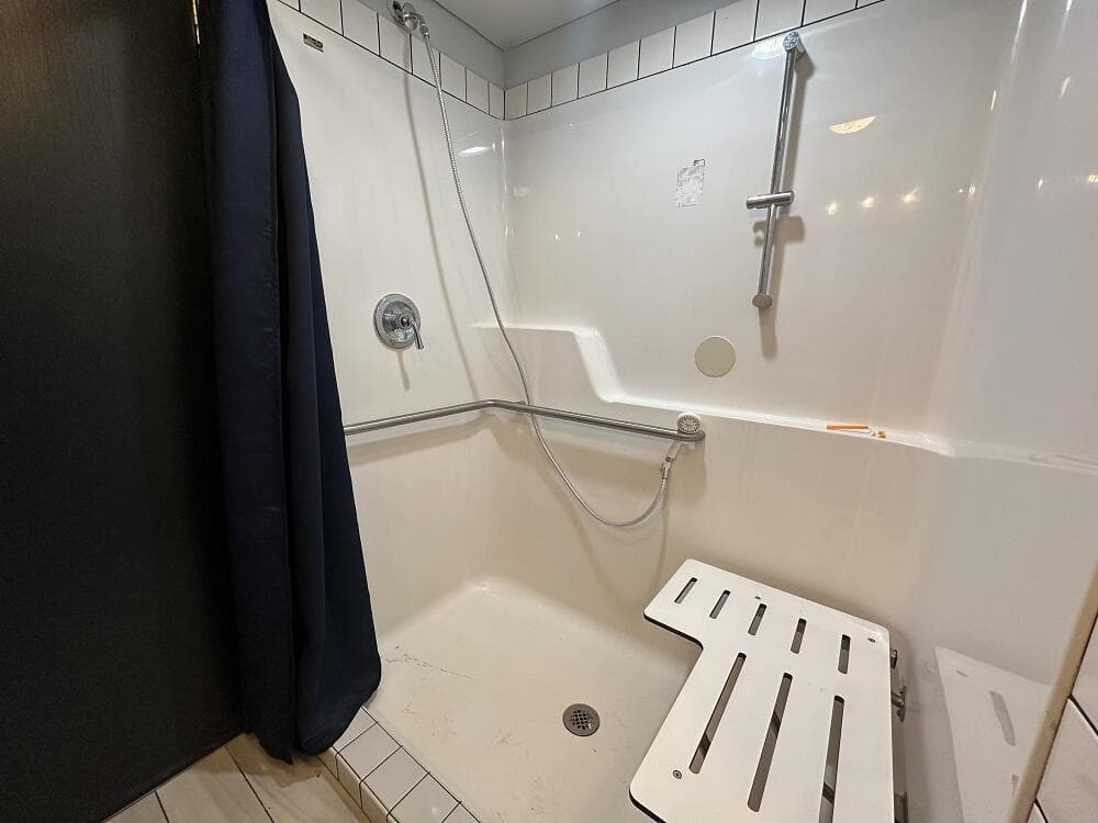Bathroom 2
