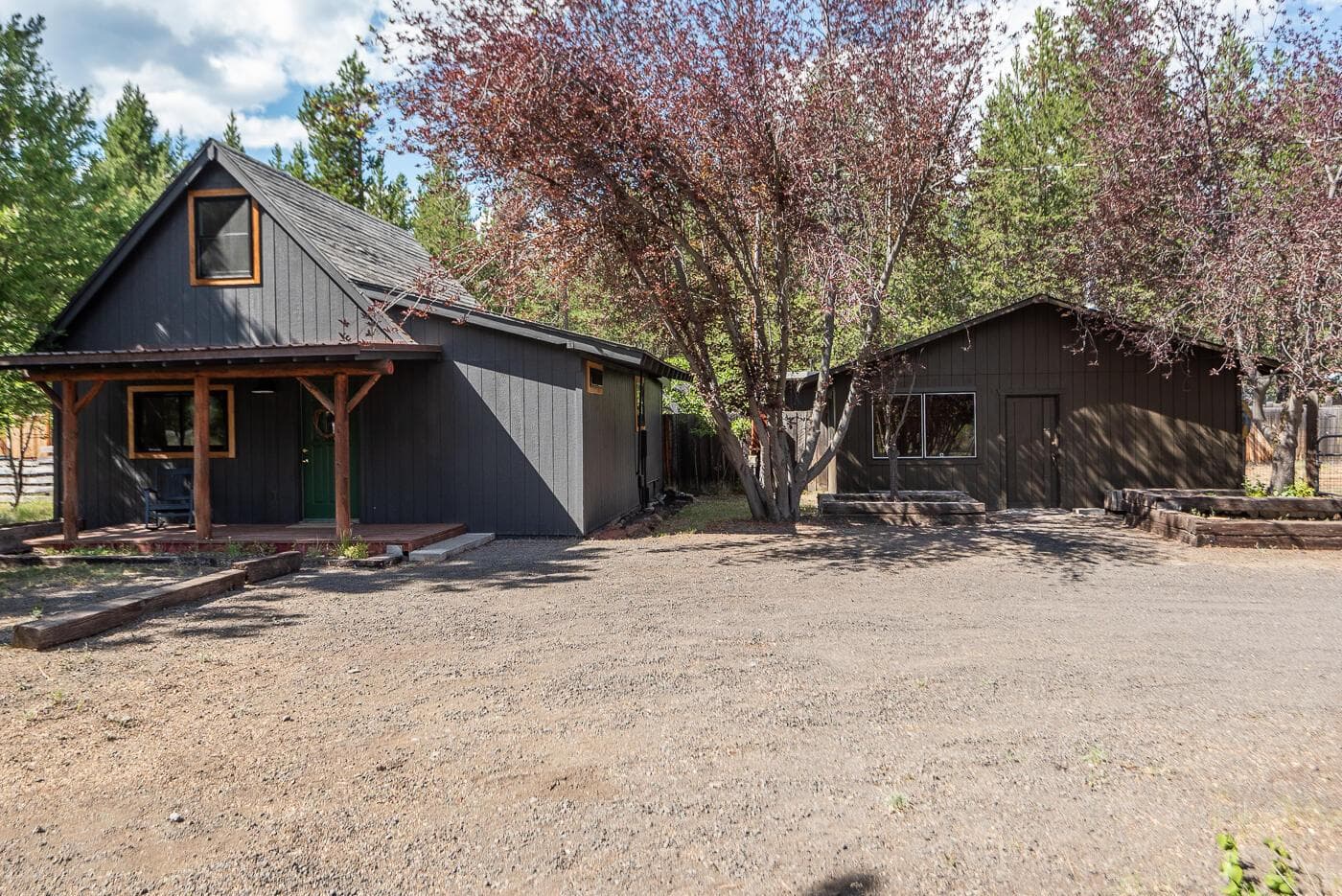 Photo of 15956 Burgess Road 2 of 16