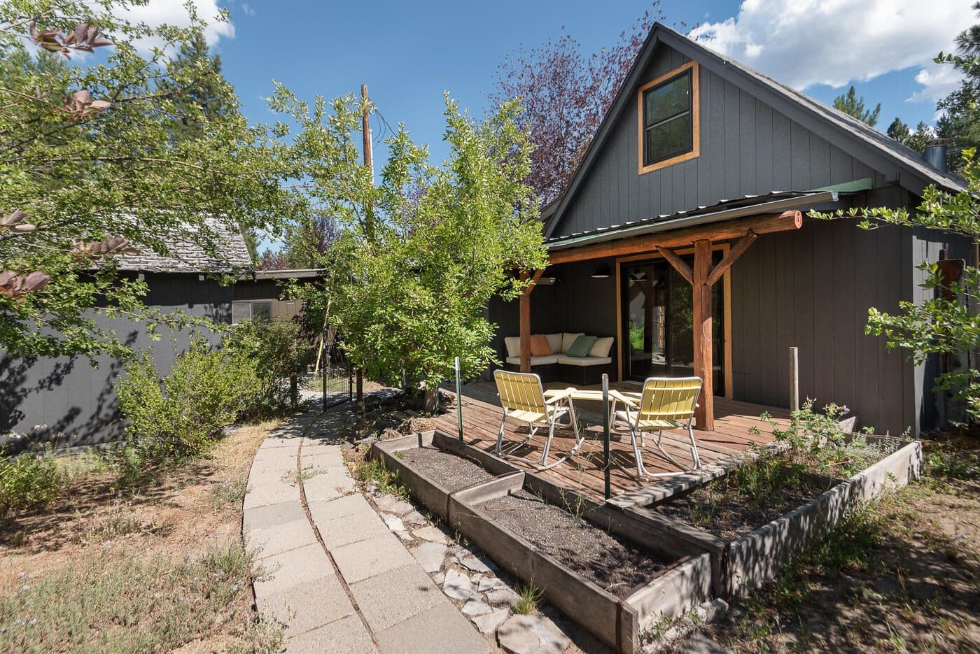 Photo of 15956 Burgess Road 13 of 16