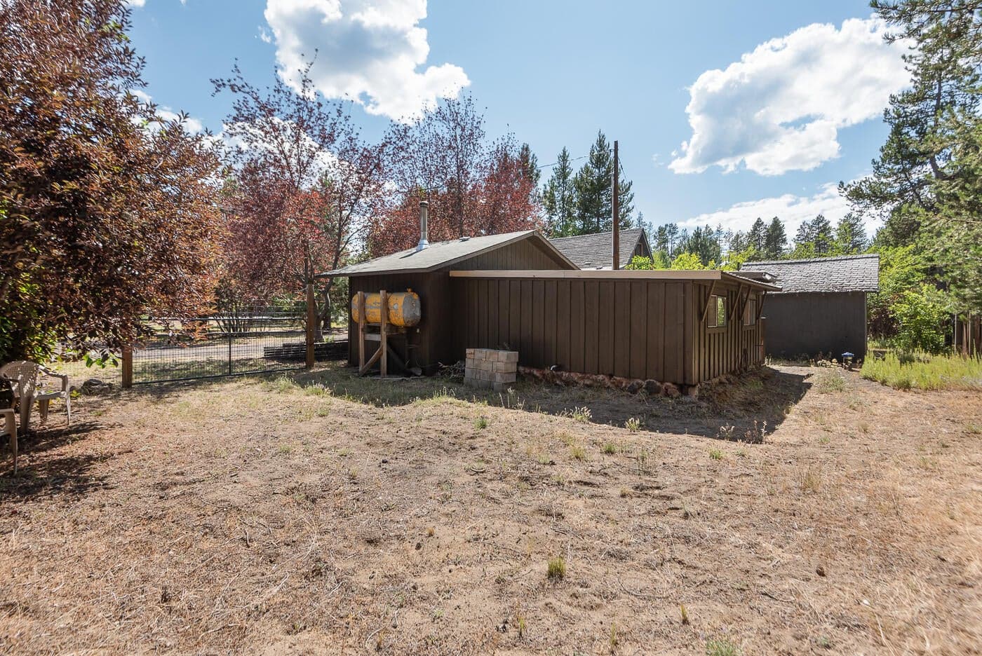 Photo of 15956 Burgess Road 14 of 16