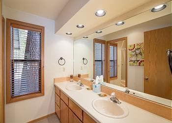 Photo of 57383 Lowland Lane 9 of 22