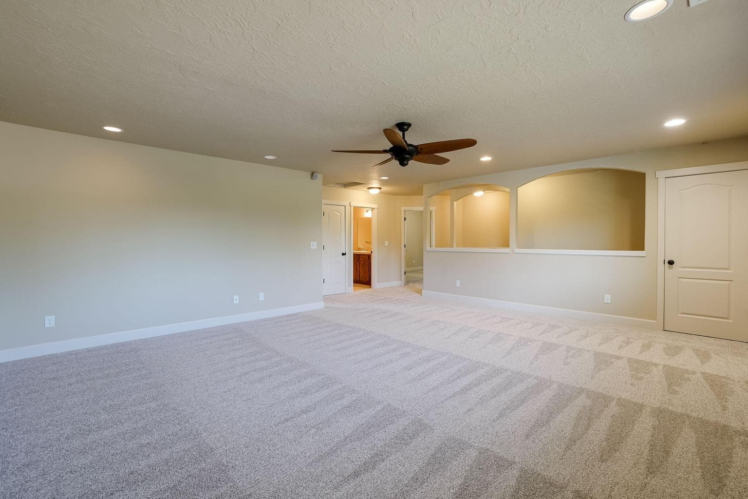 Upstairs Bonus room