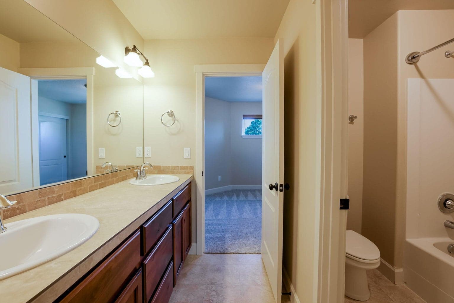 Upstairs Jack-and-Jill bath