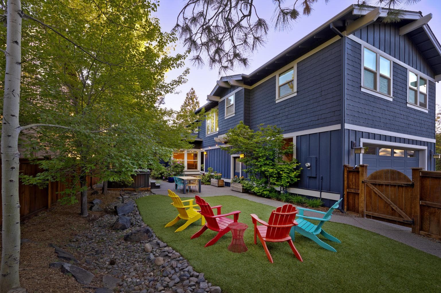Photo of 810 NW Fort Clatsop Street 47 of 54