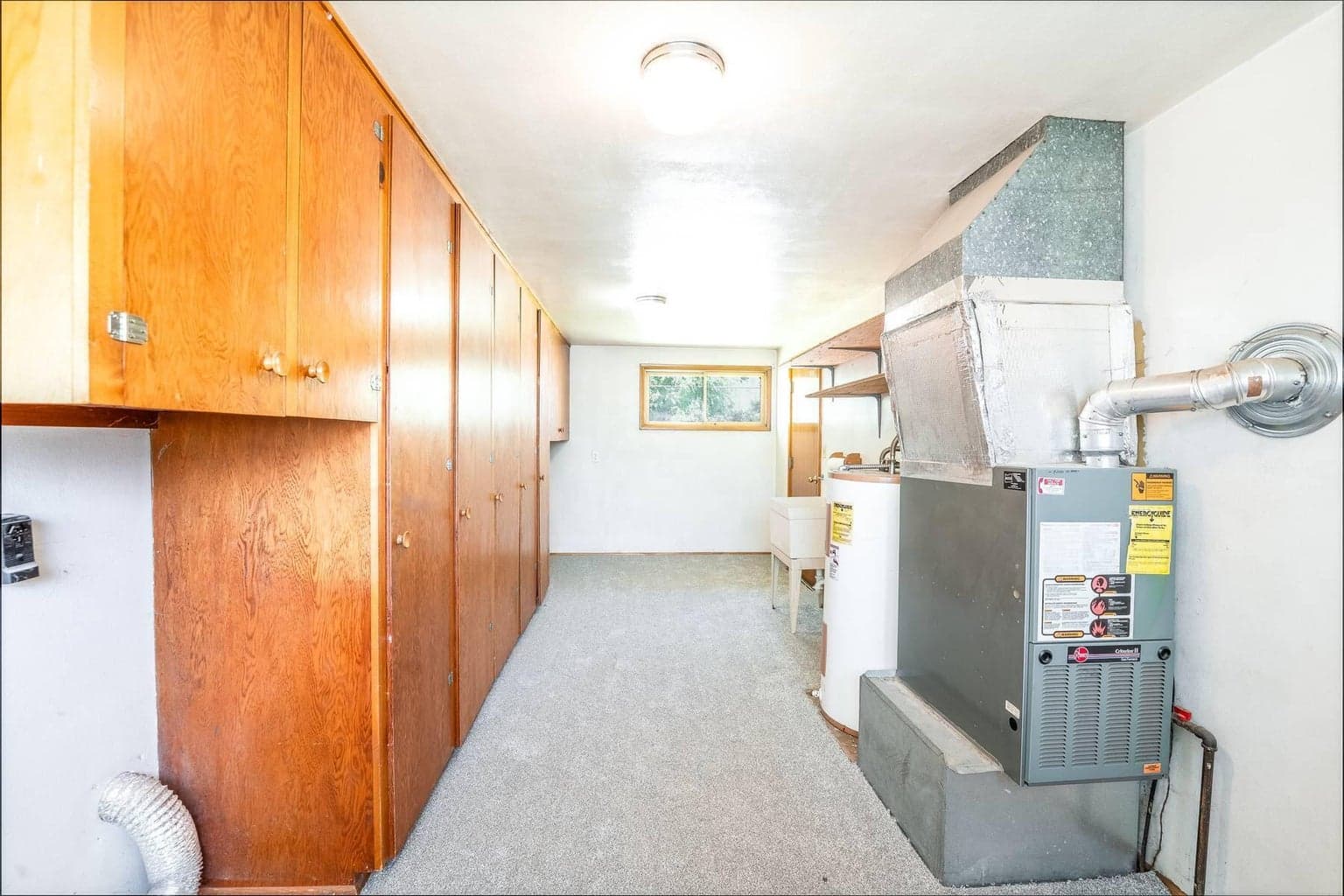 Photo of 555 NW 4th Street 11 of 20