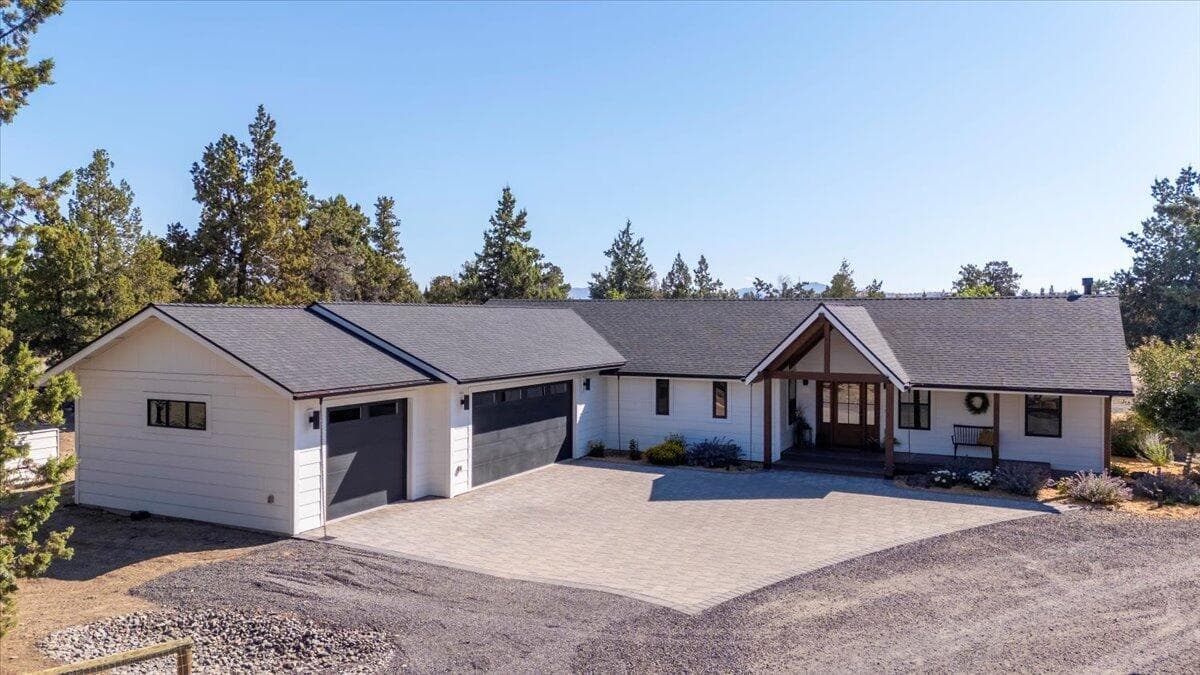 Photo of 4800 57th 2 of 90