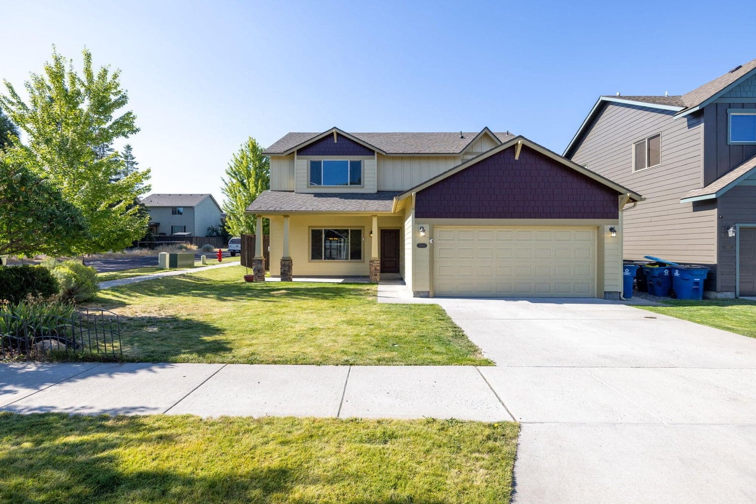 Photo of 3031 NE Red Oak Drive 39 of 39