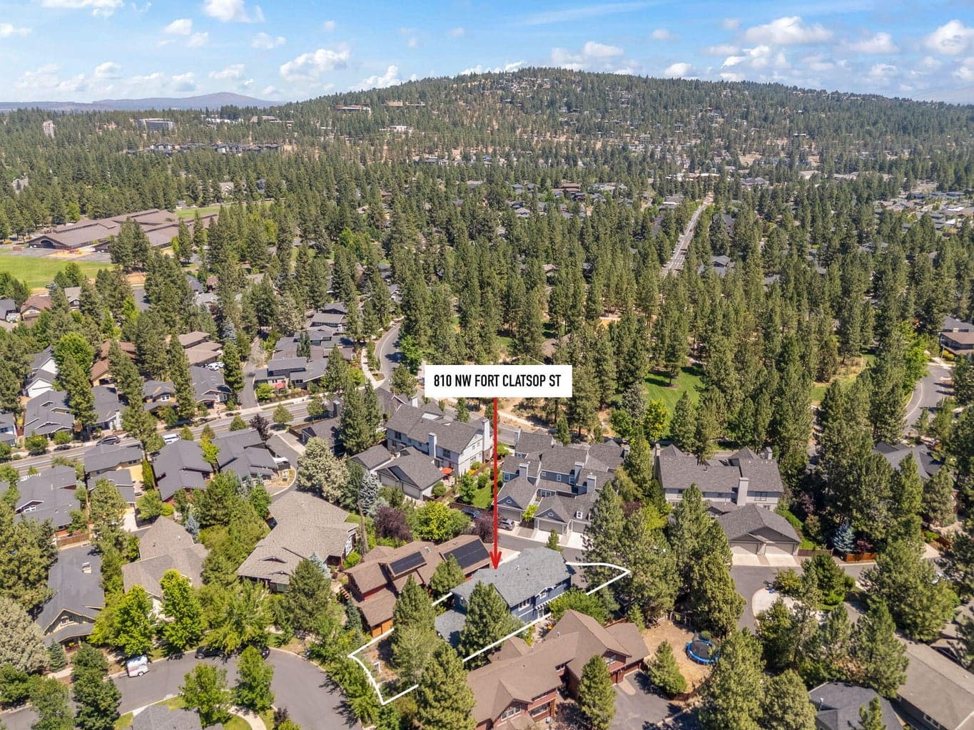 Photo of 810 NW Fort Clatsop Street 50 of 54