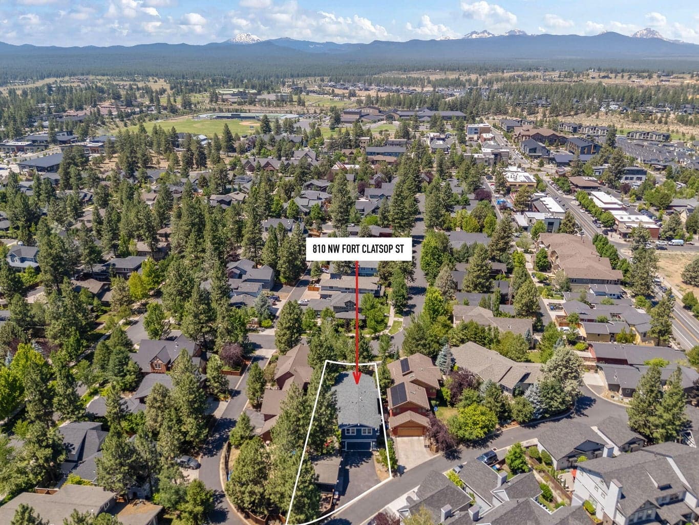 Photo of 810 NW Fort Clatsop Street 53 of 54