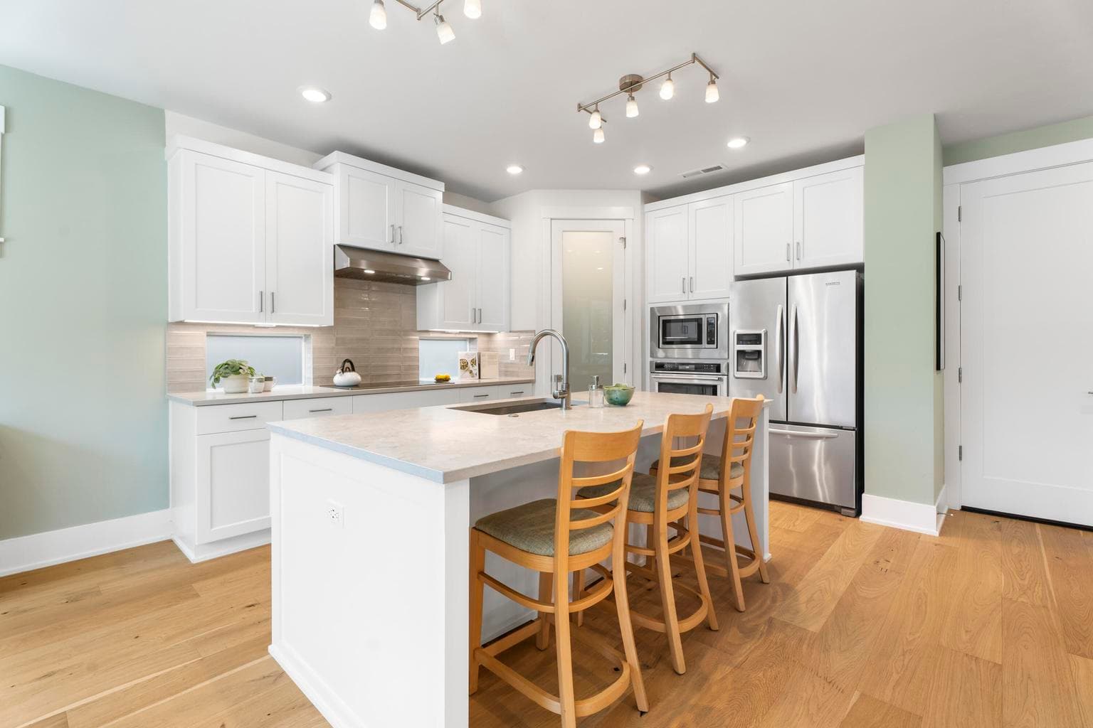 Photo of 3263 NW Jesse Place 10 of 40