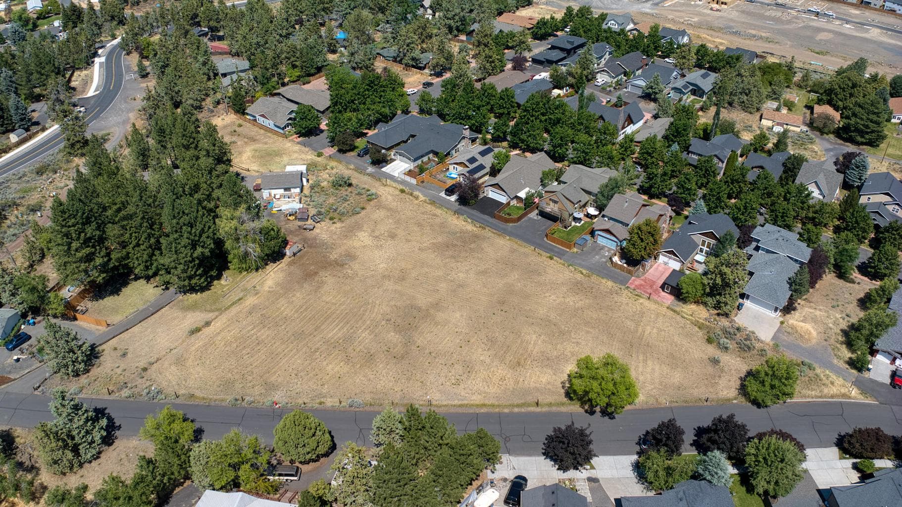 Photo of 20570 Fred Meyers 5 of 11