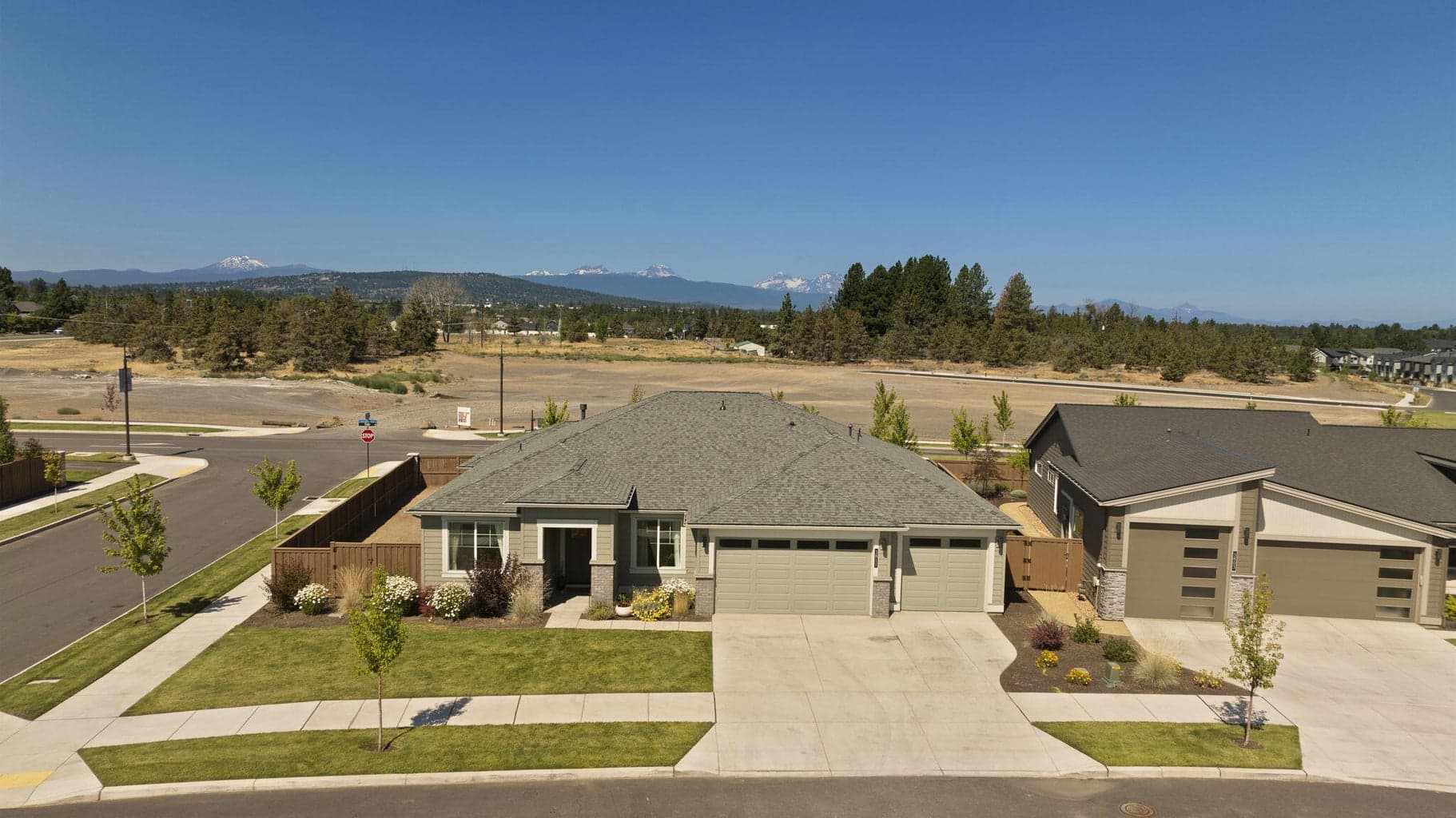 Photo of 3811 Oakside 1 of 101