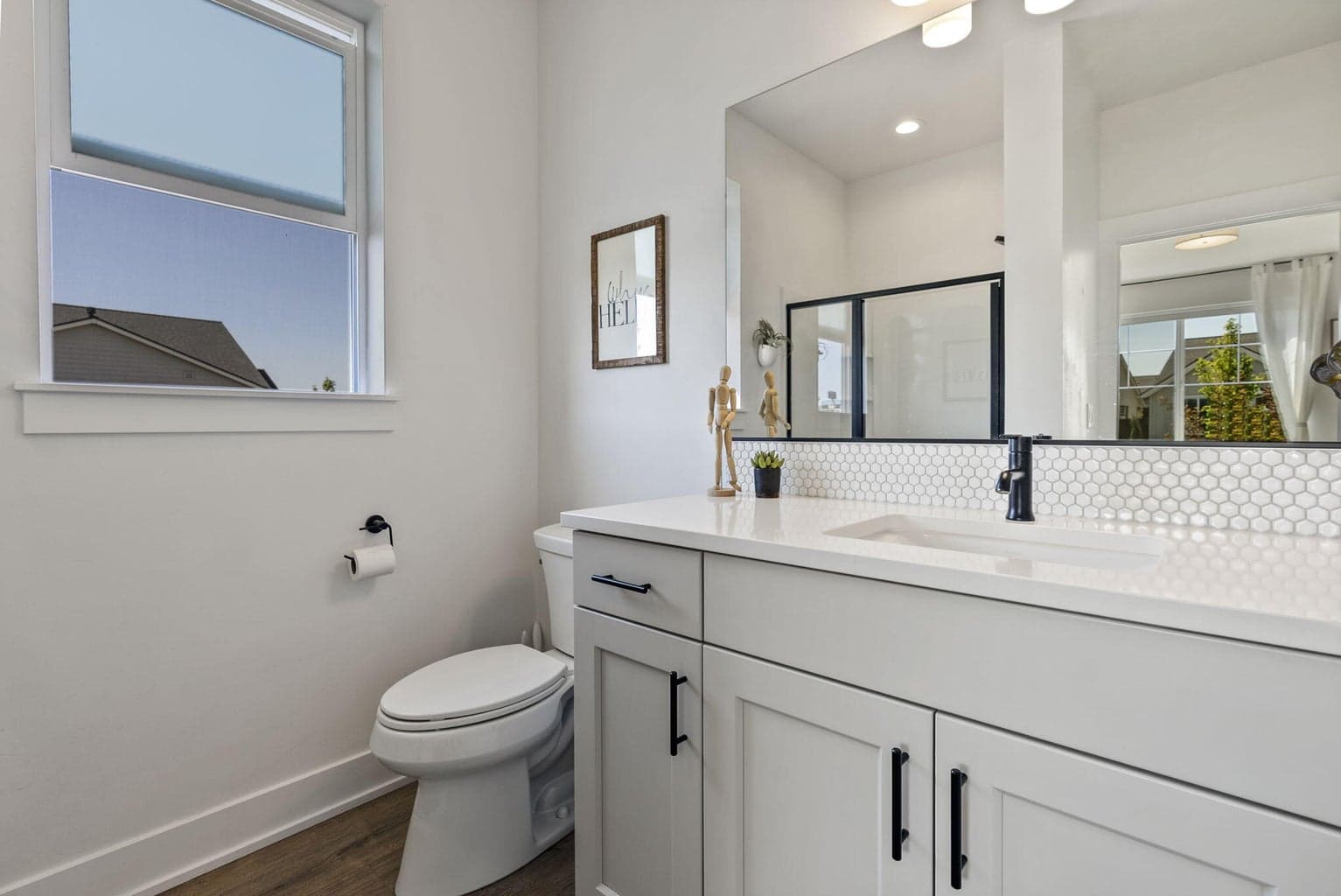 Photo of 3811 NE Oakside 45 of 101