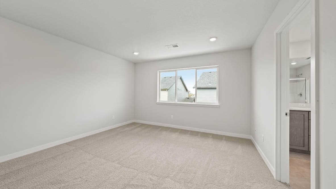 Photo of 21612 SE Fuji Drive 14 of 28