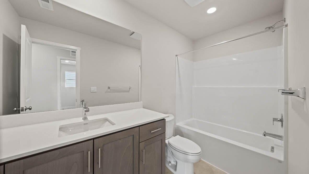 Photo of 21612 SE Fuji Drive 26 of 28