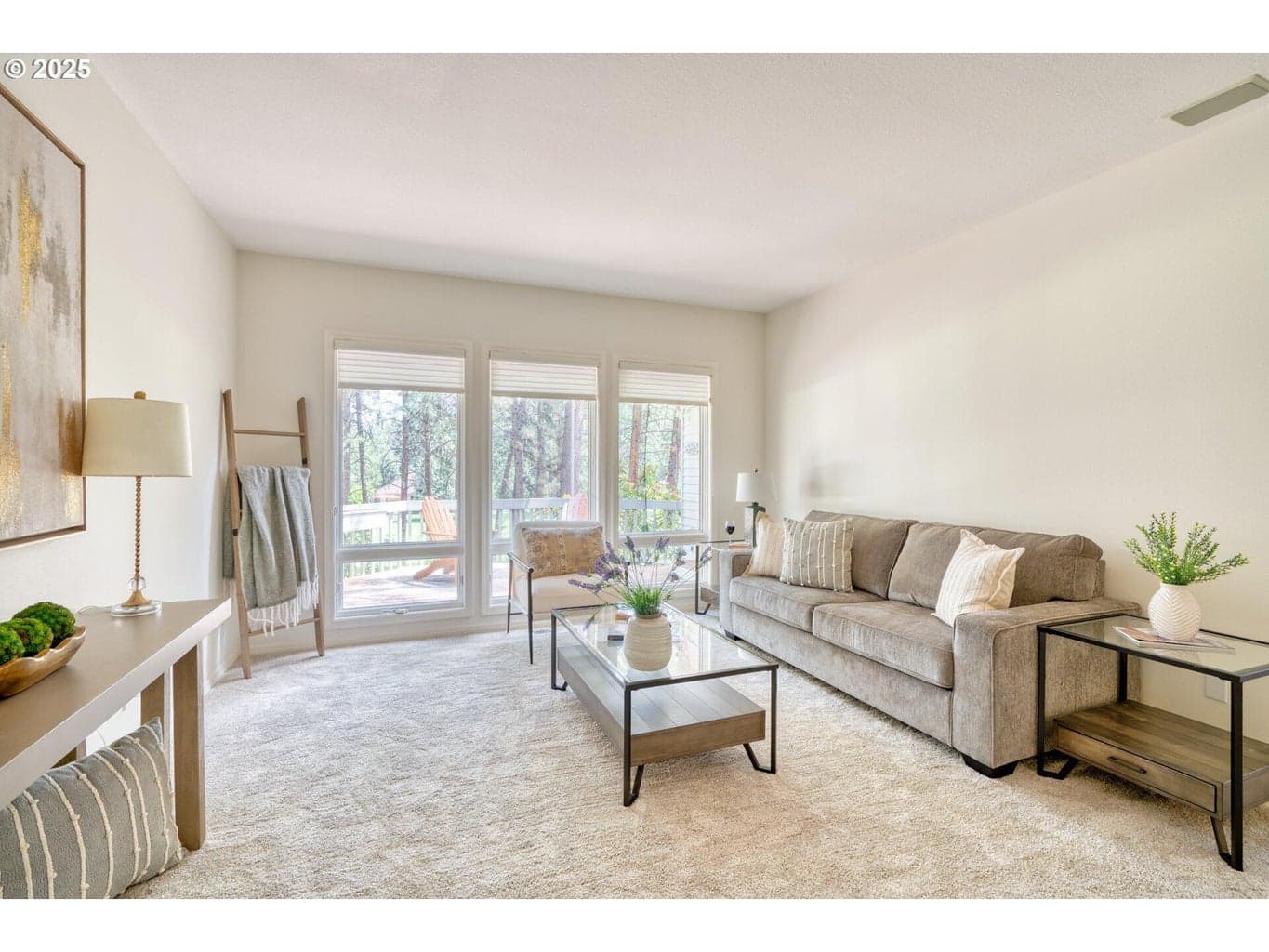 Photo of 60845 Willow Creek Loop 13 of 48