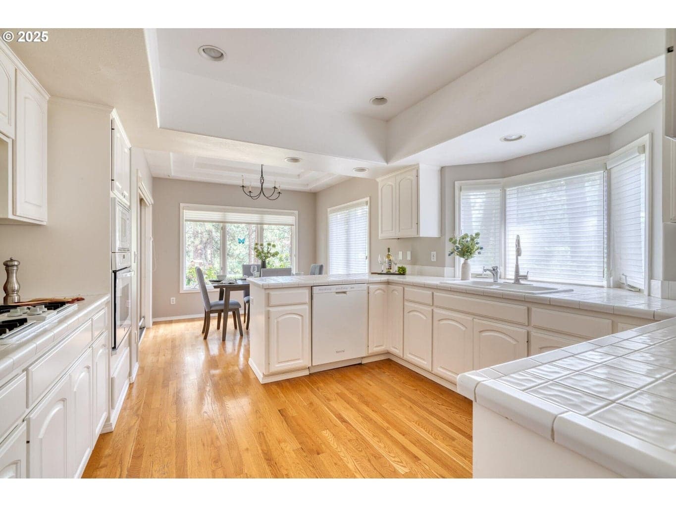 Photo of 60845 Willow Creek Loop 14 of 48