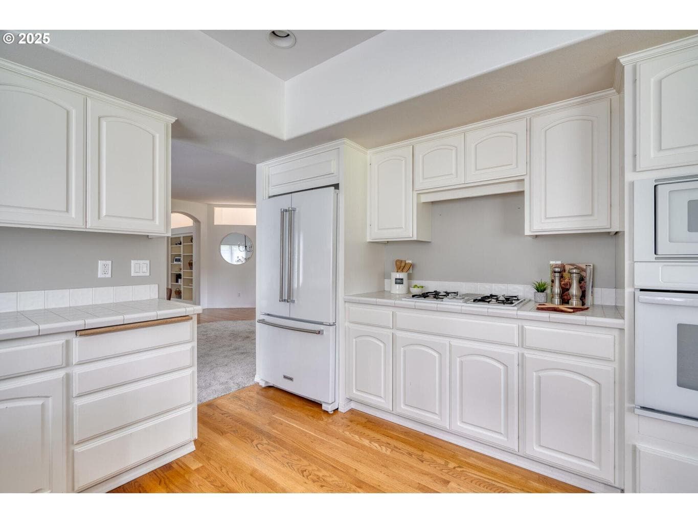 Photo of 60845 Willow Creek Loop 19 of 48