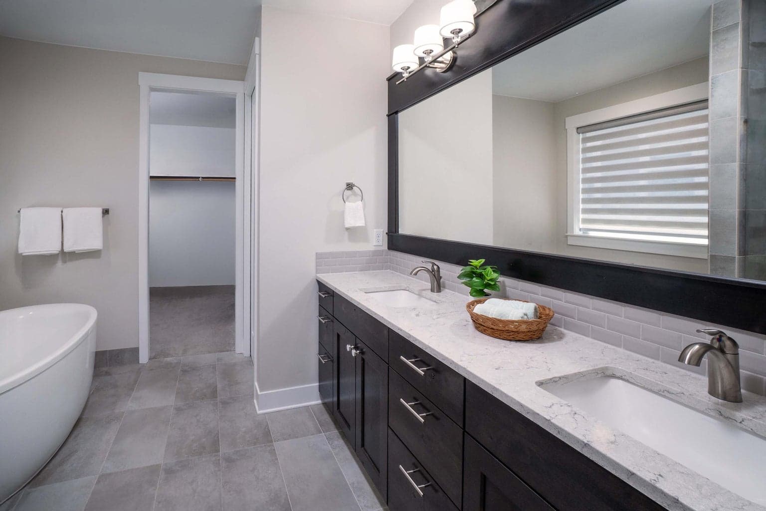 Photo of 3144 NW Hidden Ridge Drive 11 of 25