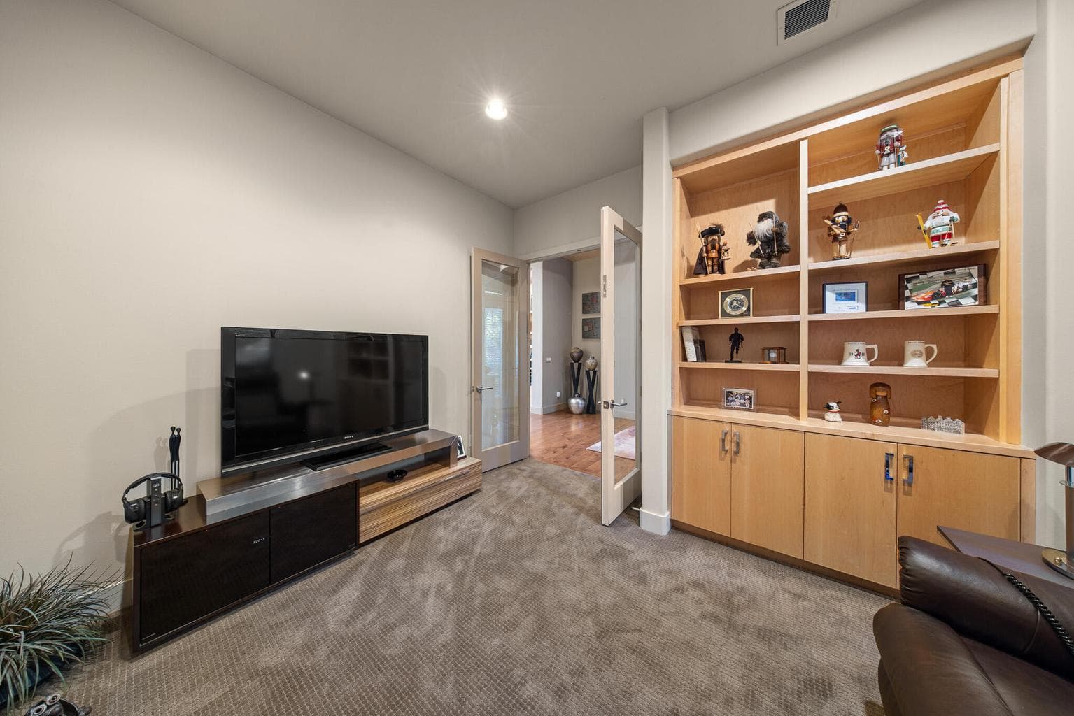 Photo of 3158 NW Underhill Place 23 of 48