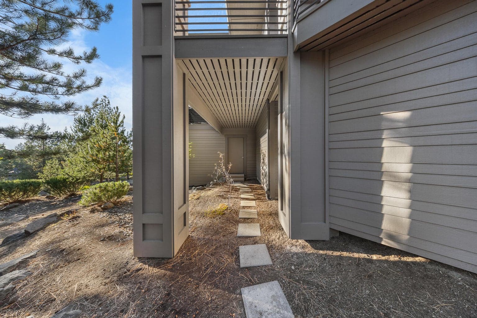 Photo of 3158 NW Underhill Place 45 of 48