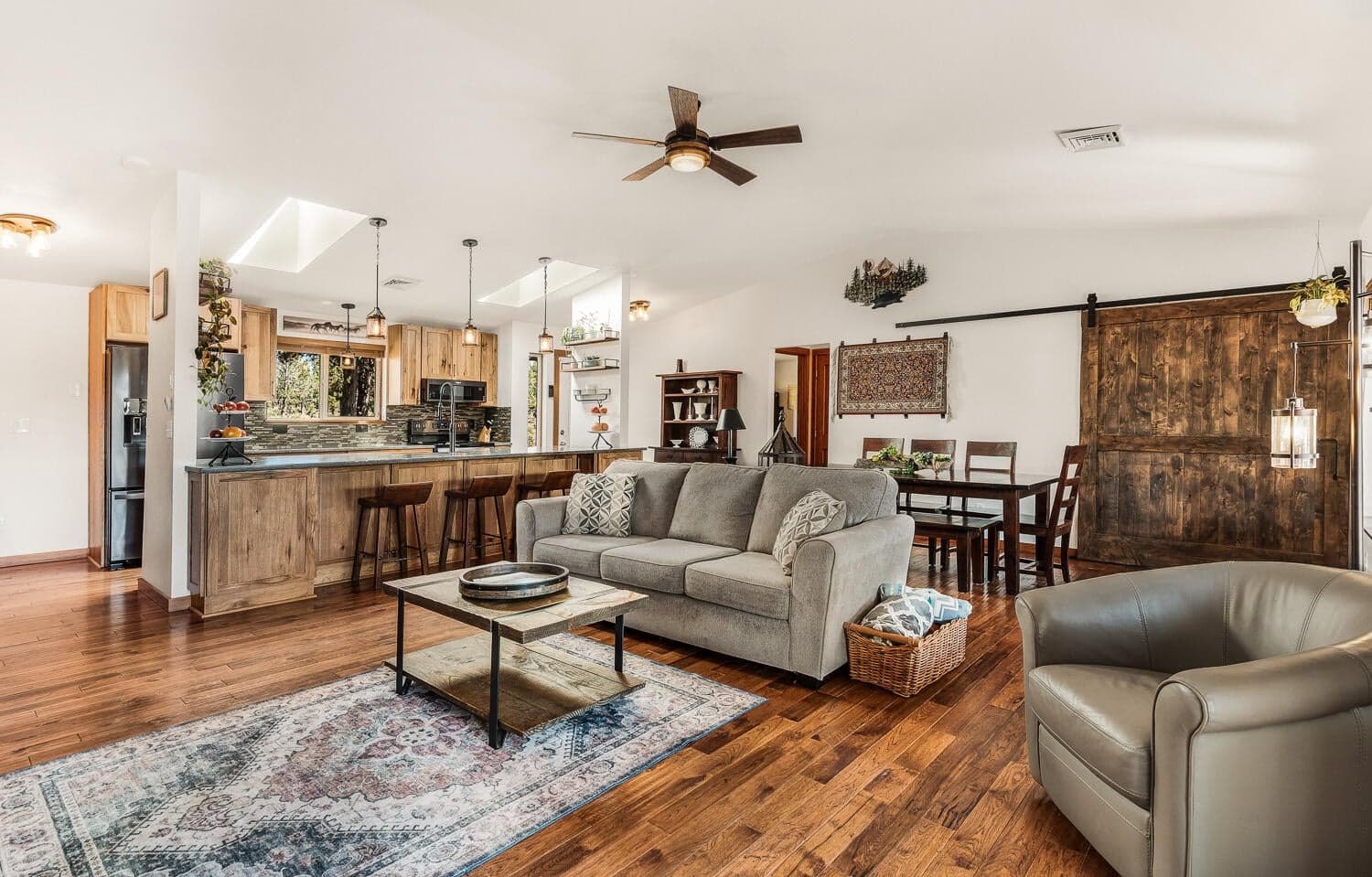 Photo of 18380 Goldcoach Road 11 of 40