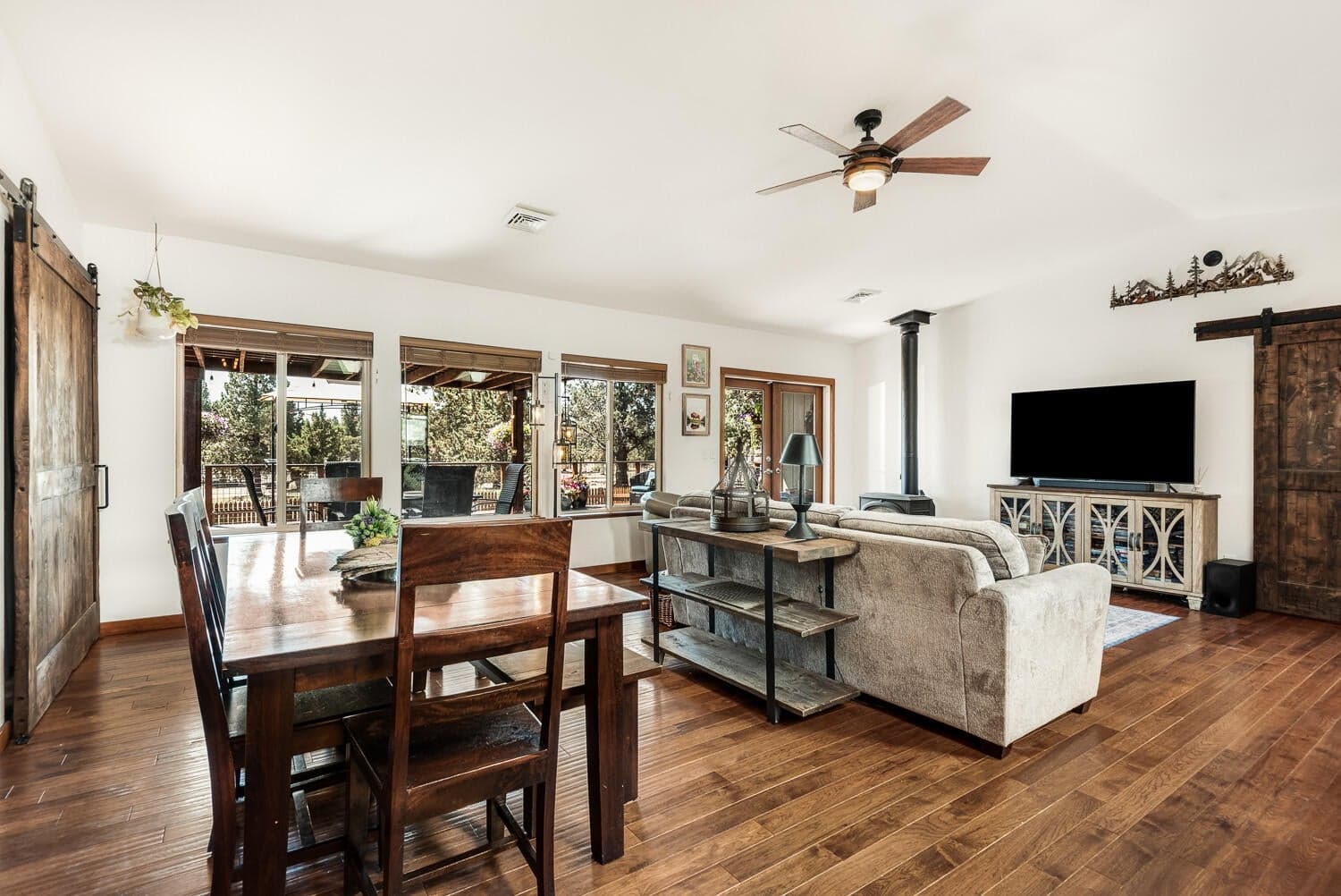 Photo of 18380 Goldcoach Road 12 of 40