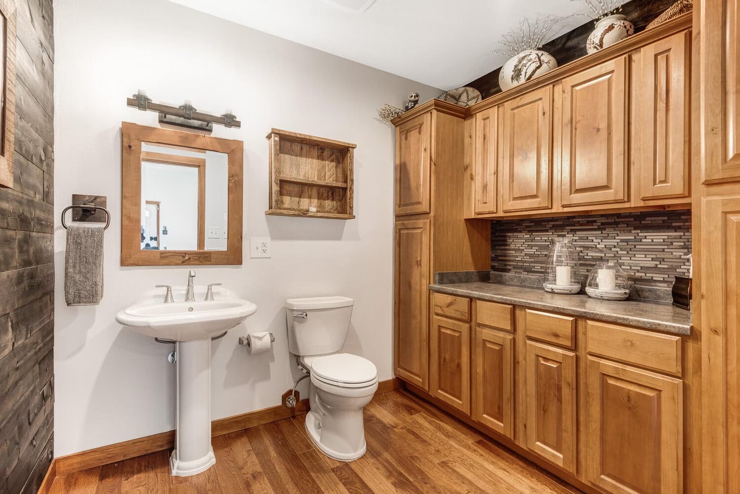 Photo of 18380 Goldcoach Road 21 of 40