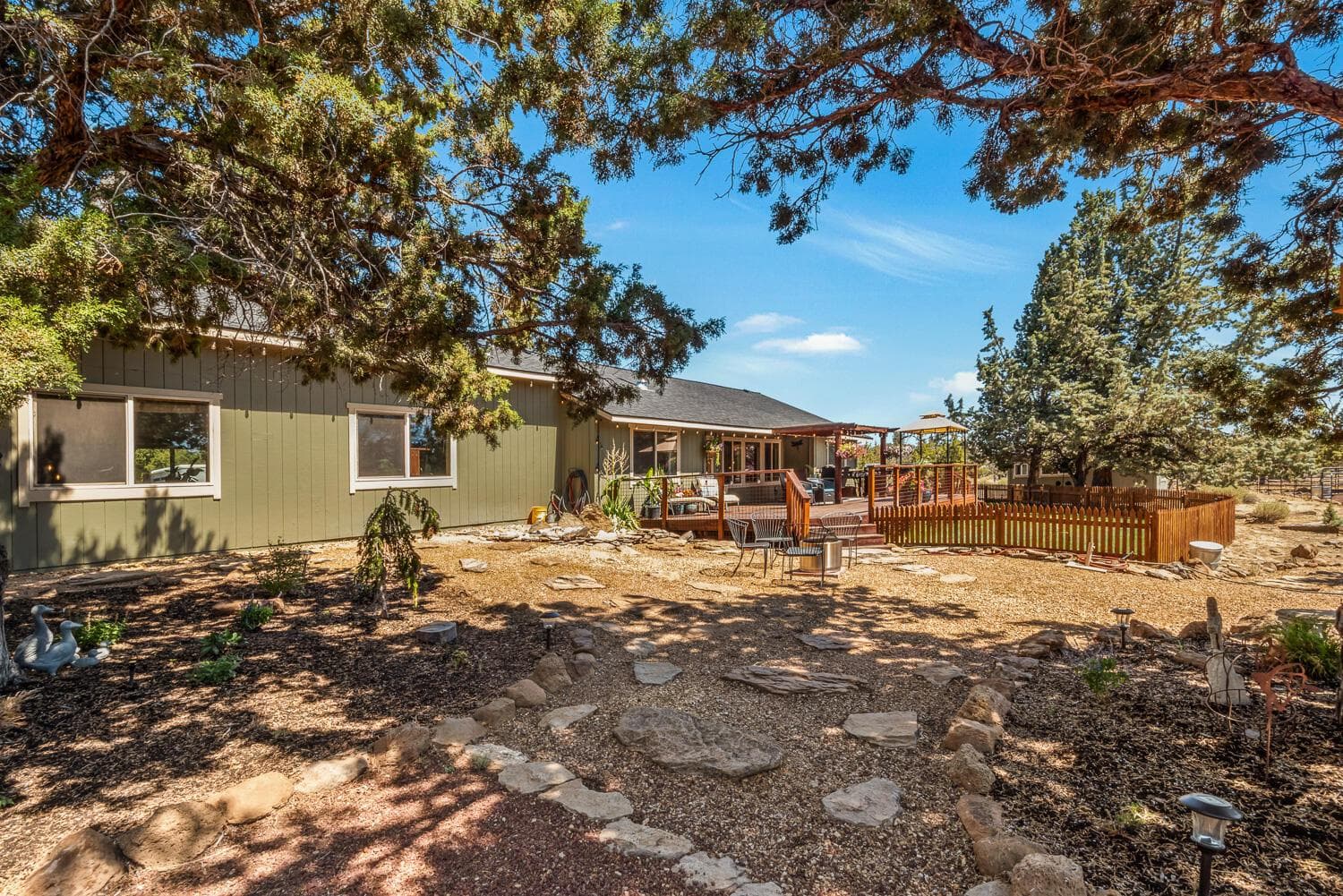 Photo of 18380 Goldcoach Road 25 of 40