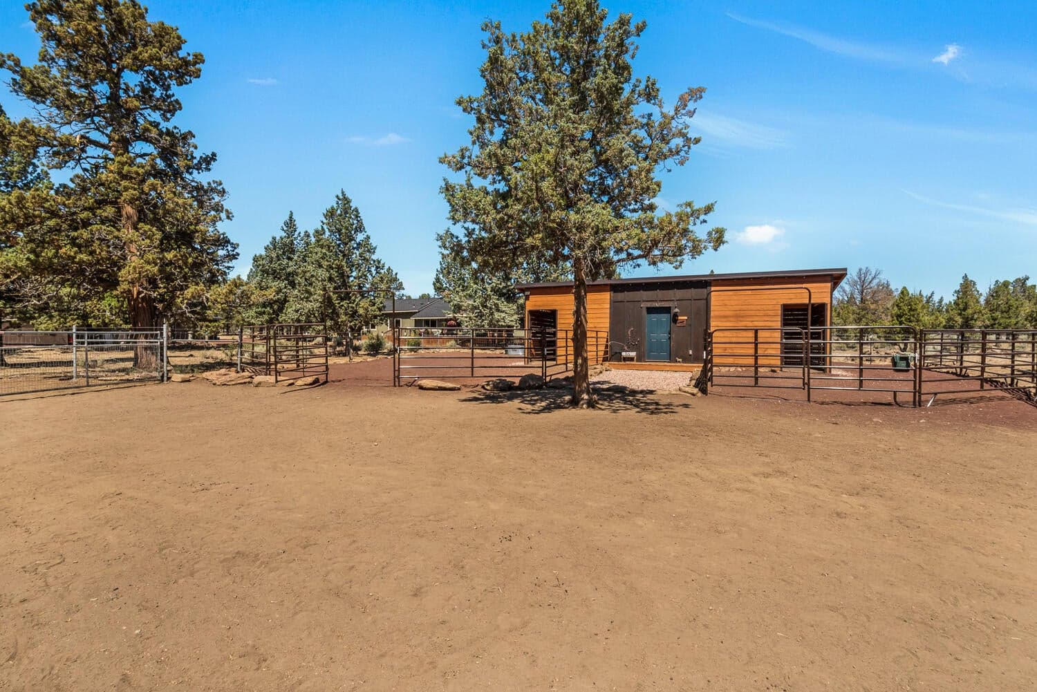 Photo of 18380 Goldcoach Road 32 of 40