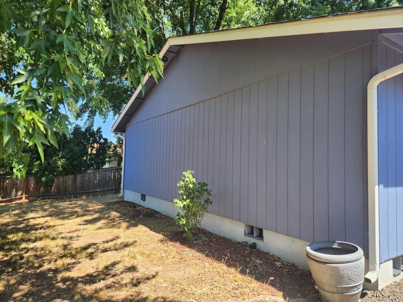 Photo of 28 NE Hillcrest Street 21 of 26
