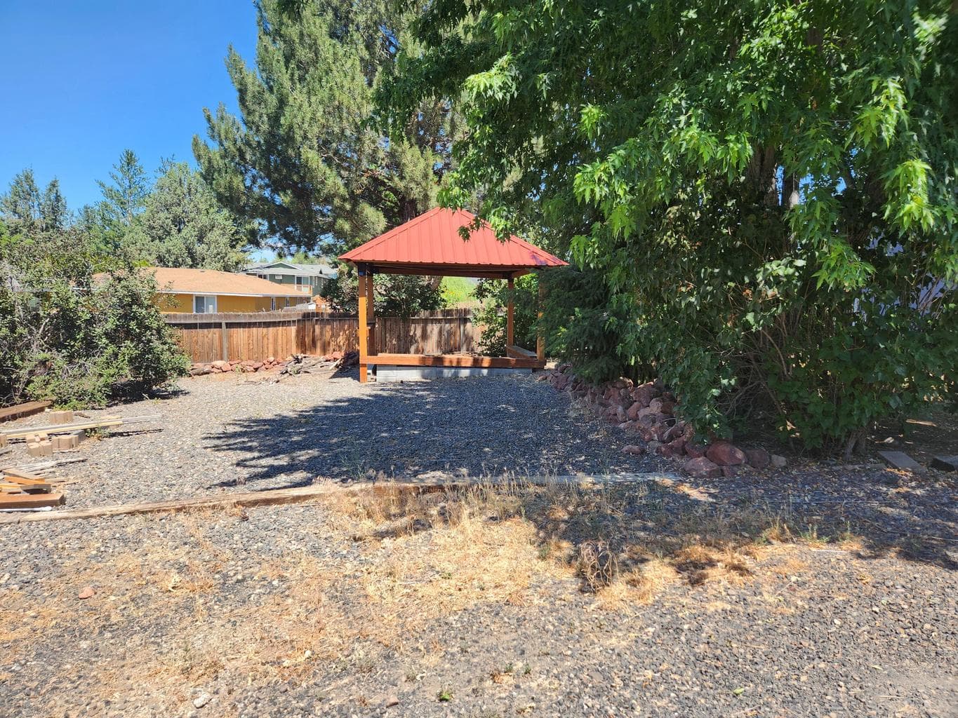 Photo of 28 NE Hillcrest Street 26 of 26