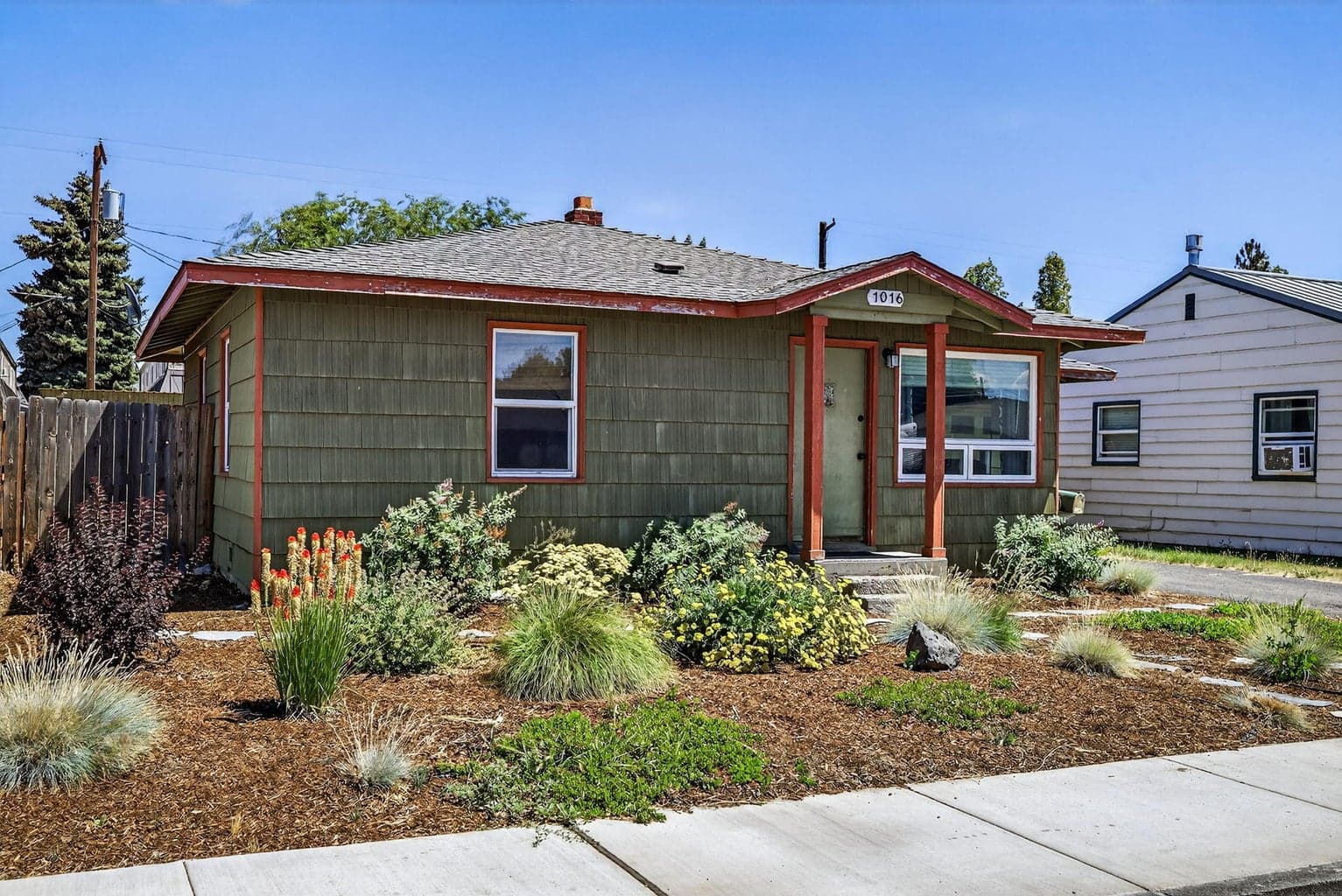 Photo of 1016 12th 3 of 20