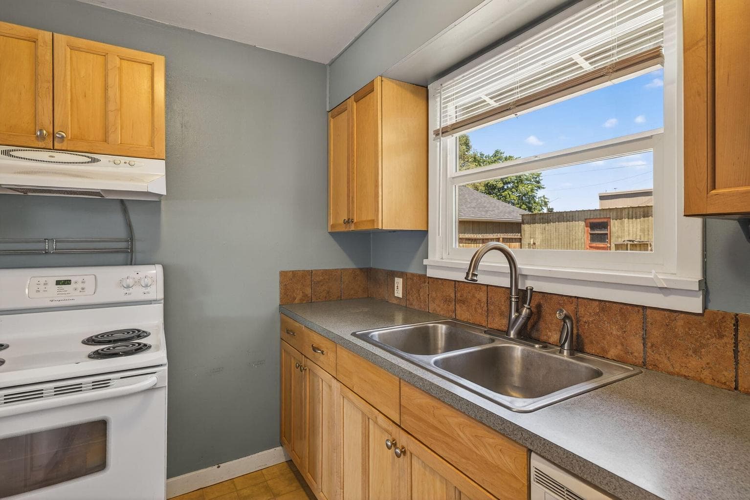 Photo of 1016 SW 12th Street 13 of 20