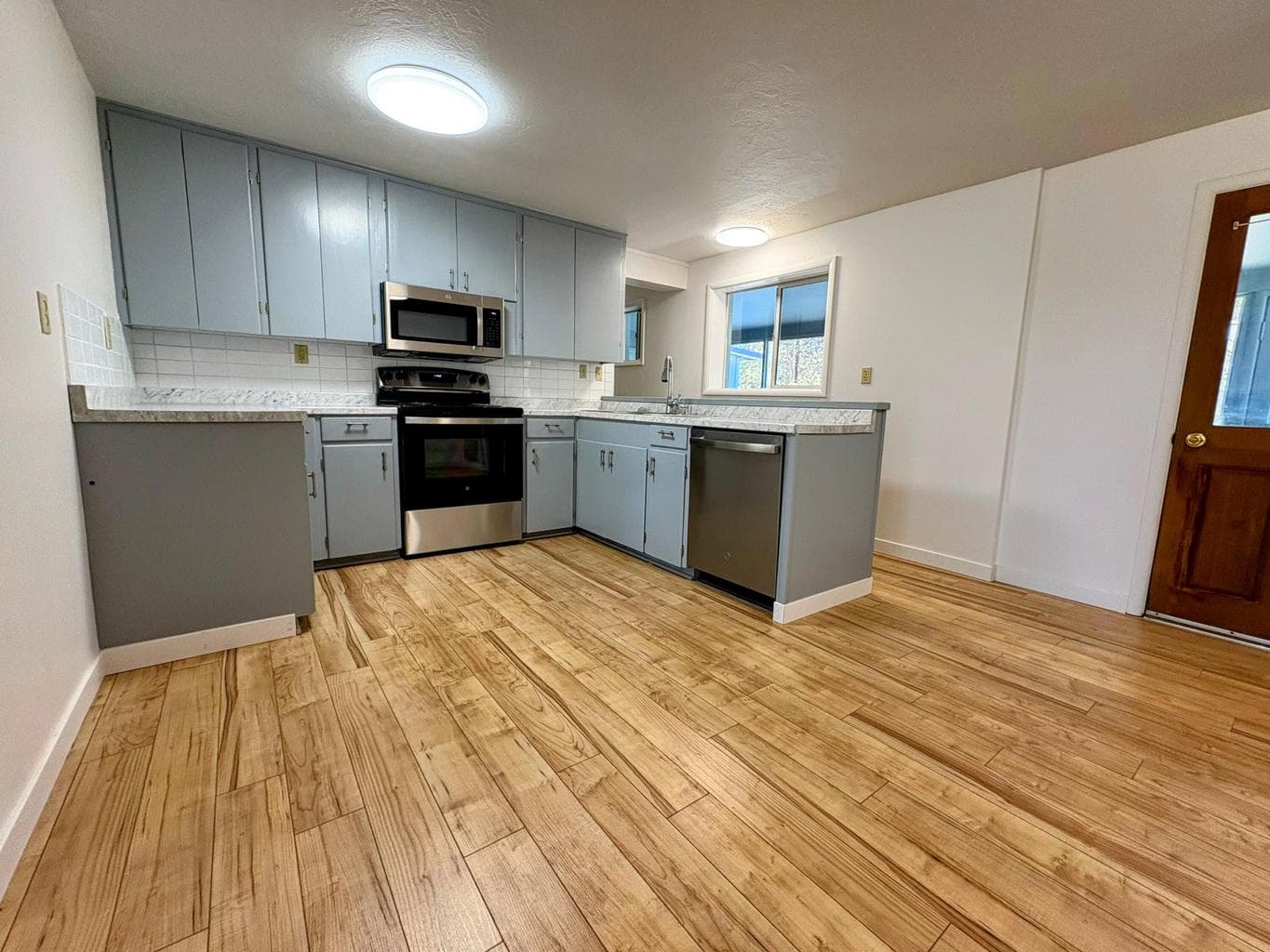 Photo of 52244 Huntington Road 9 of 34